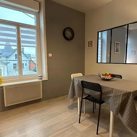 Le Santaline Apartment *